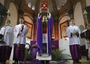 Rinnovato l'accordo tra Cina e Vaticano sulla nomina dei vescovi