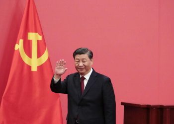 Xi Jinping è stato riconfermato leader del Partito comunista in Cina