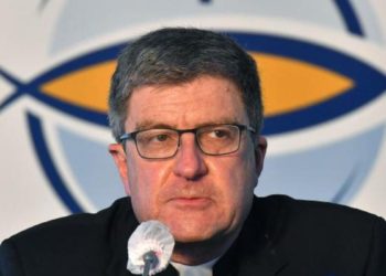 Il presidente della Conferenza episcopale in Francia, monsignor Eric de Moulins-Beaufort, parla degli abusi sessuali