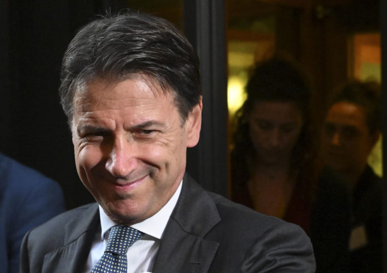 I dolori del Pd, finito nelle mani di avventurieri e pagliacci (e prodiani)