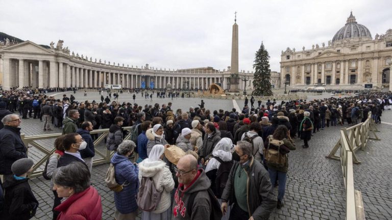 «Signore, ti amo!». La vita e il pontificato di Benedetto XVI riassunti in tre parole