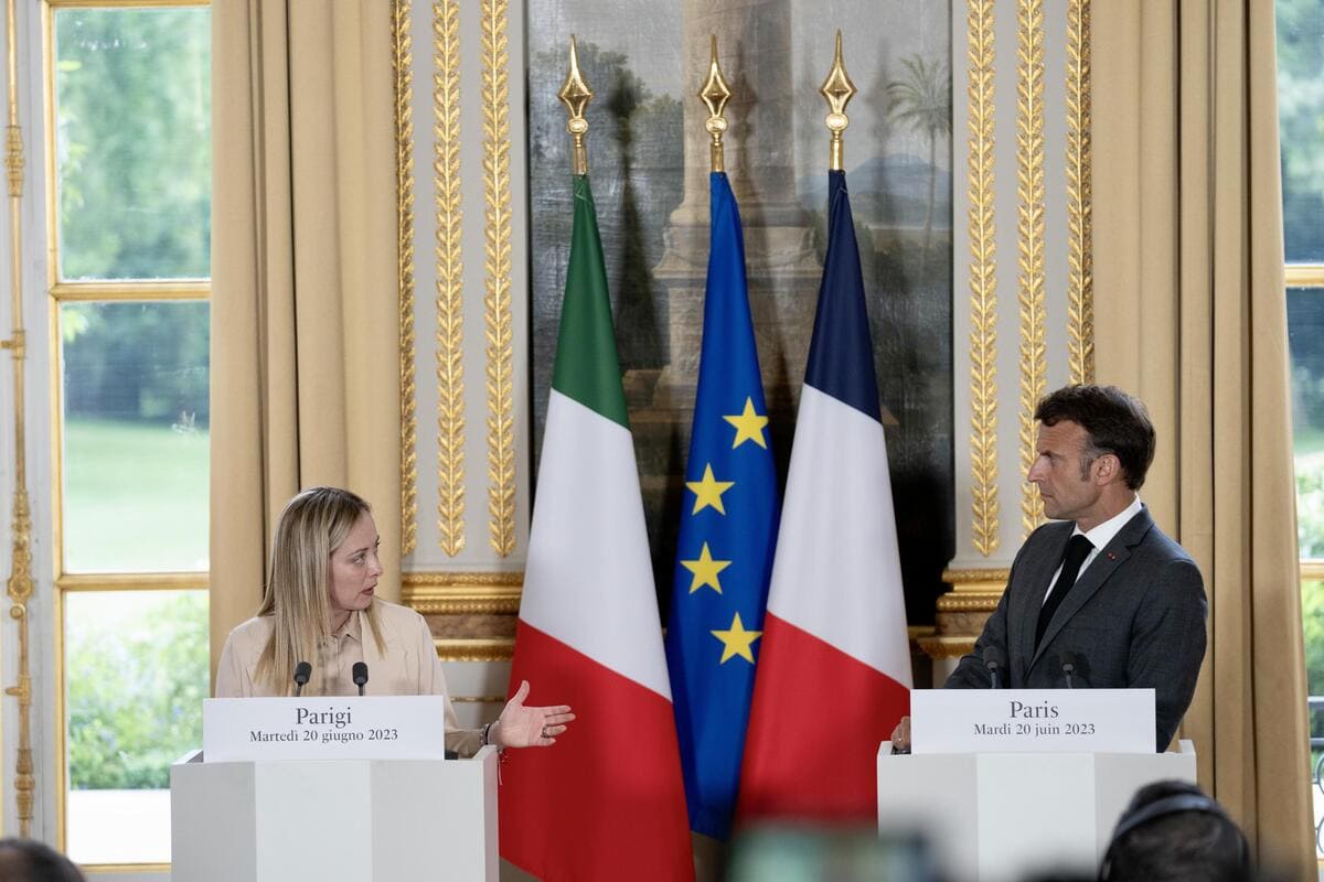Meloni Macron