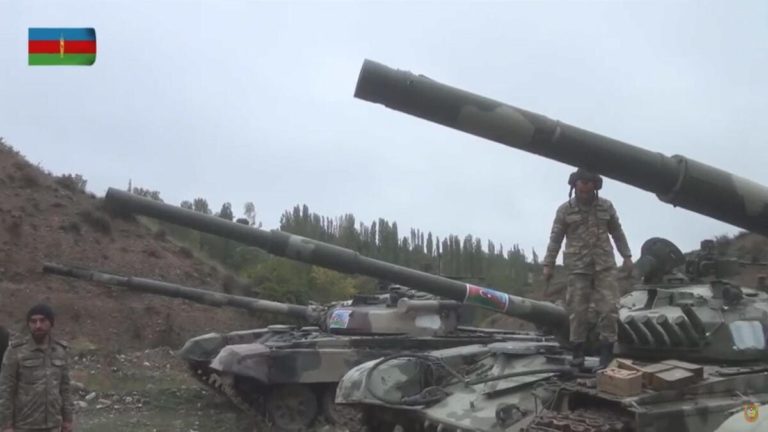 L’Azerbaigian ha iniziato a bombardare gli armeni del Nagorno-Karabakh