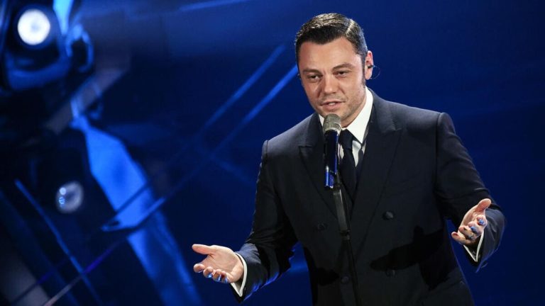 Tiziano Ferro e lo spottone al divorzio che fa bene ai bambini
