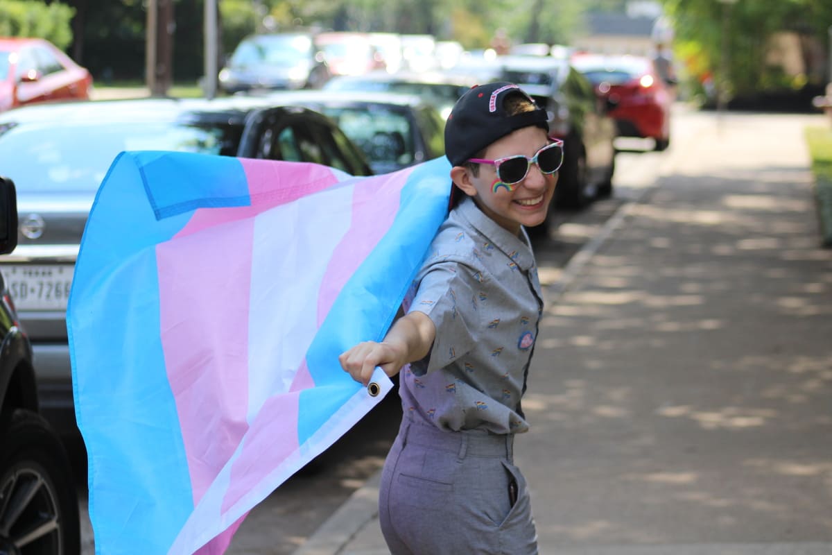 bambino trans pride