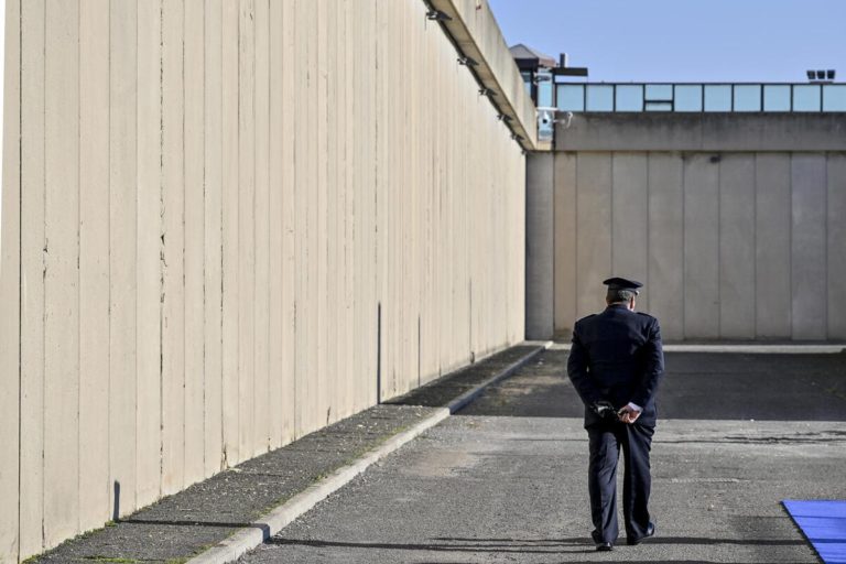 Suicidi in carcere. Analisi di un disastro