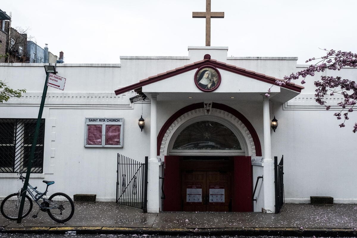 La chiesa di Saint Rita nel Bronx, New York, Stati Uniti (Ansa)