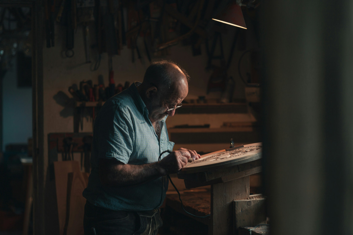 Artigiano al lavoro