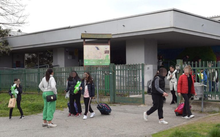 La scuola di Pioltello e la società multireligiosa