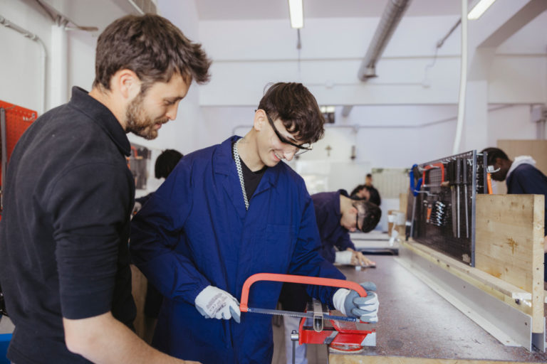 Scuola, tre linee per la riforma “4+2”