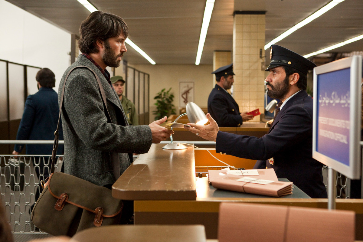 Fotogramma del film “Argo” di e con Ben Affleck