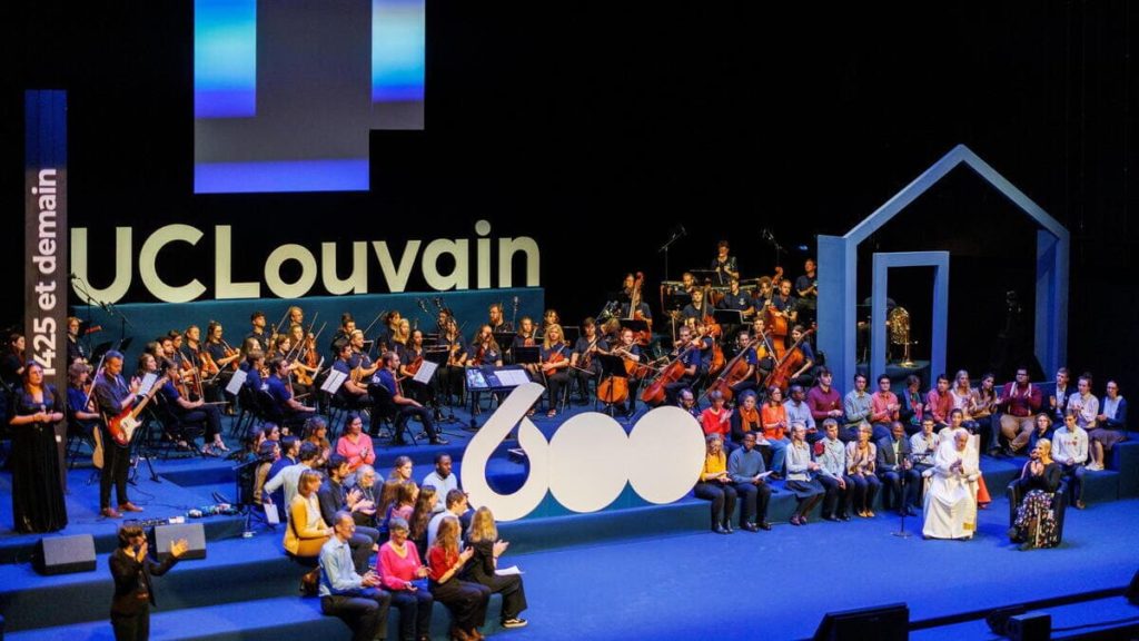 Papa Francesco, Università cattolica di Lovanio, Belgio, 29 settembre 2024 (Ansa)