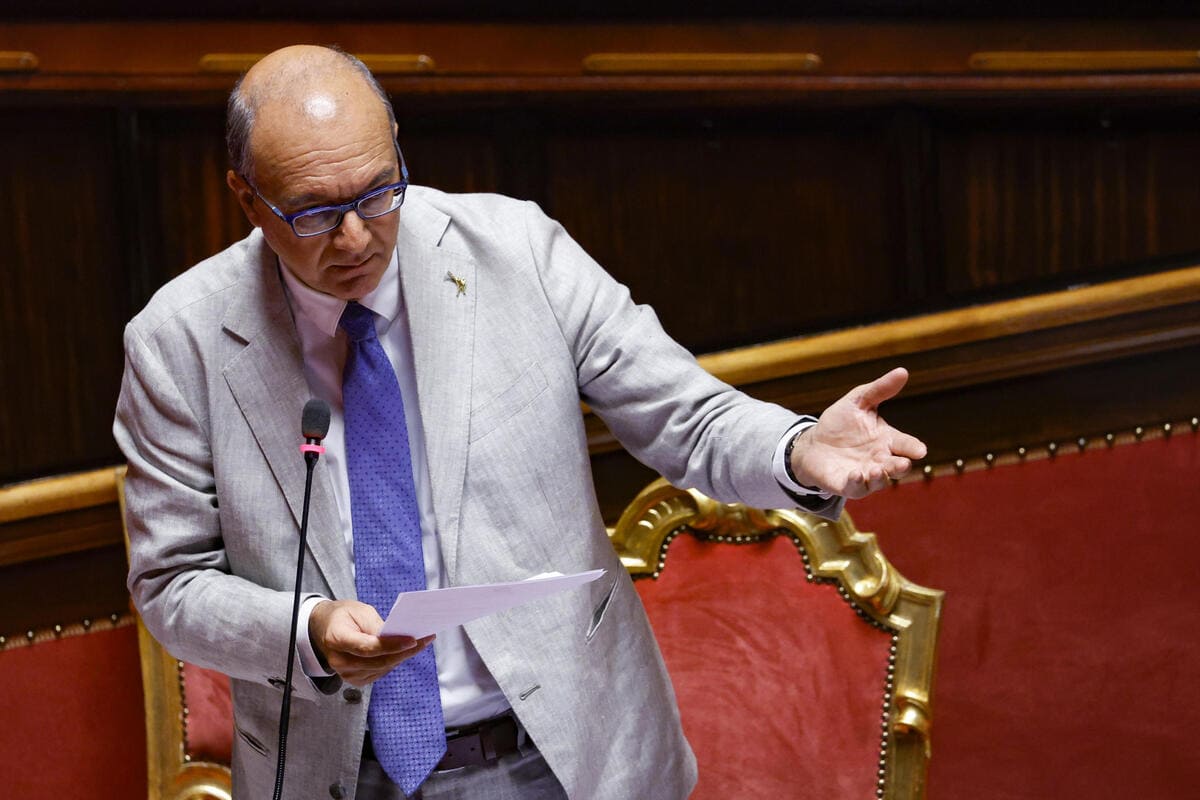 Il ministro dell'Istruzione e del Merito Giuseppe Valditara (Ansa)