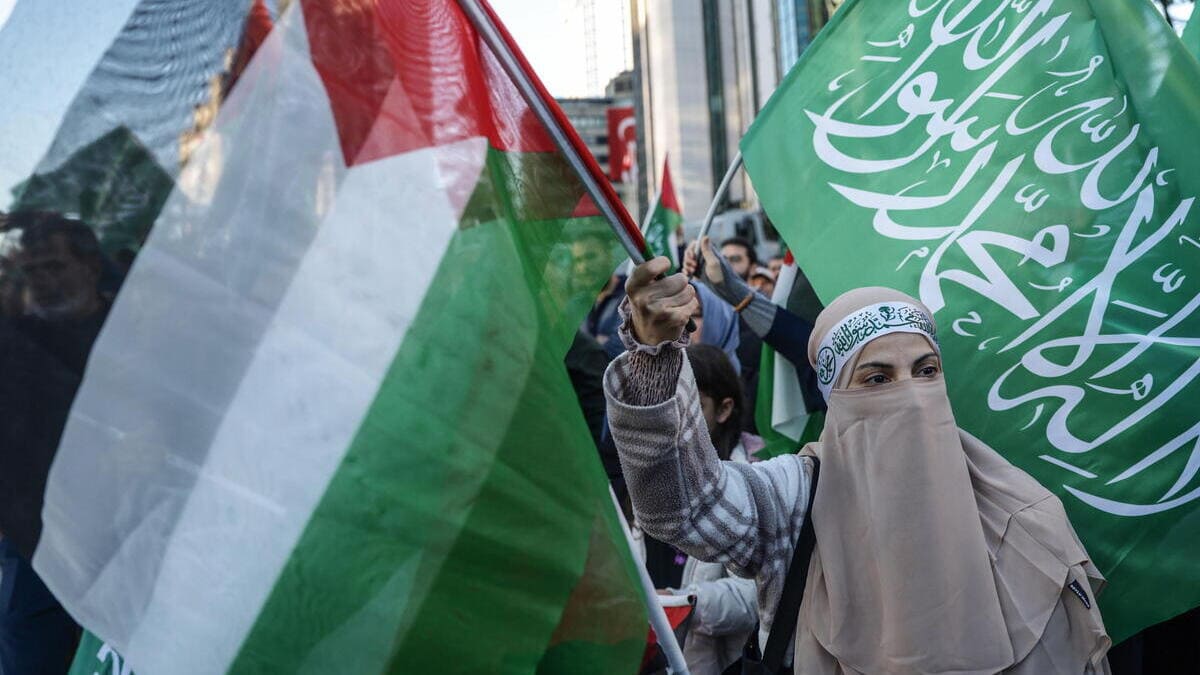 Manifestazione pro Palestina a Istanbul, Turchia, 27 ottobre 2024 (foto Ansa)